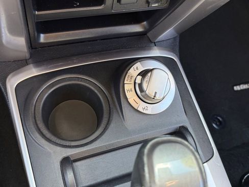 Used 2020 Toyota 4Runner SR5 image 25