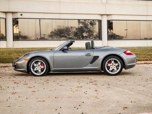 Used 2005 Porsche Boxster S image 38