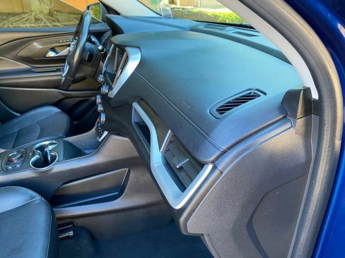 Used 2022 GMC Terrain SLT w/ Tech Package AWD/4WD image 55