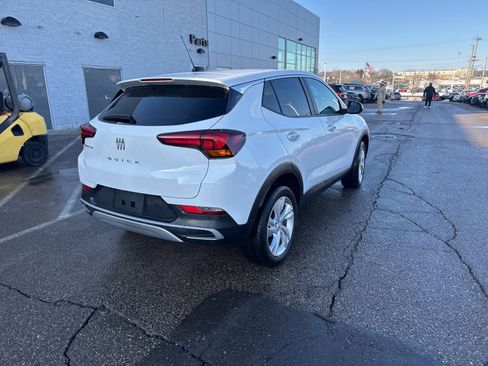 Used 2025 Buick Encore GX Preferred w/ Comfort Package image 15
