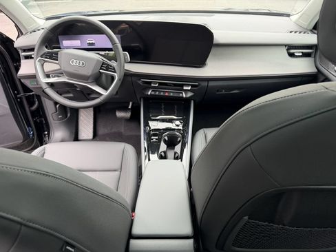 New 2026 Audi Q3 quattro 2.0T AWD/4WD image 17