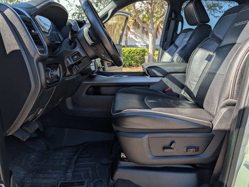 Used 2024 RAM 3500 Laramie w/ Night Edition image 17