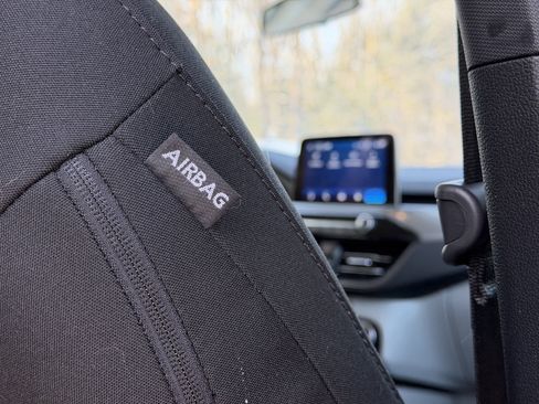 Used 2025 Ford Escape Active w/ Cold Weather Package image 31