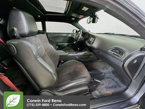 Used 2016 Dodge Challenger SRT Hellcat image 28