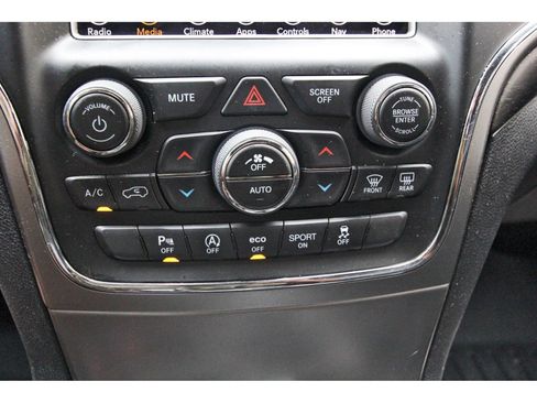 Used 2018 Jeep Grand Cherokee Altitude AWD/4WD image 25
