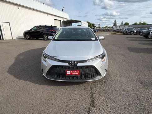 Used 2021 Toyota Corolla LE FWD image 5