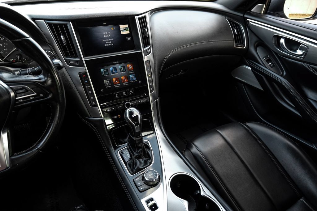 Used 2020 INFINITI Q60 3.0t Luxe AWD/4WD image 24