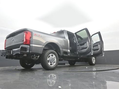 New 2026 Ford F350 XLT w/ FX4 Off-Road Package image 38
