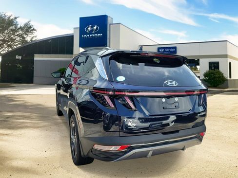 Certified 2024 Hyundai Tucson Limited AWD/4WD image 4