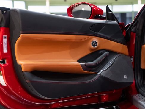 Certified 2023 Ferrari Portofino M image 22