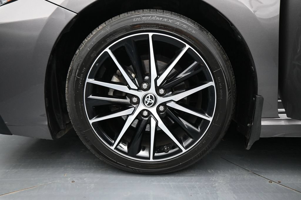 Used 2022 Toyota Camry SE FWD image 26
