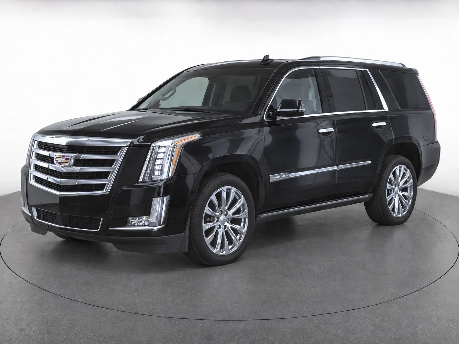 Used 2015 Cadillac Escalade Premium RWD image 2