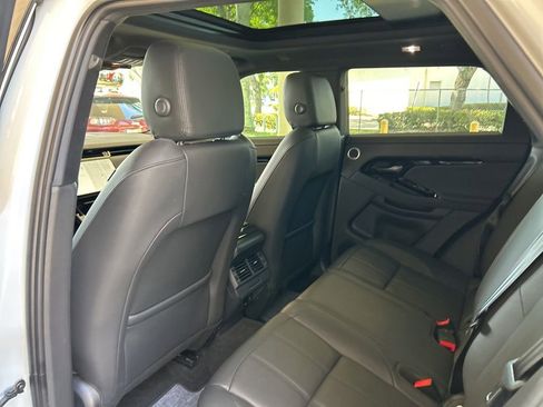 Used 2026 Land Rover Range Rover Evoque S AWD/4WD image 40