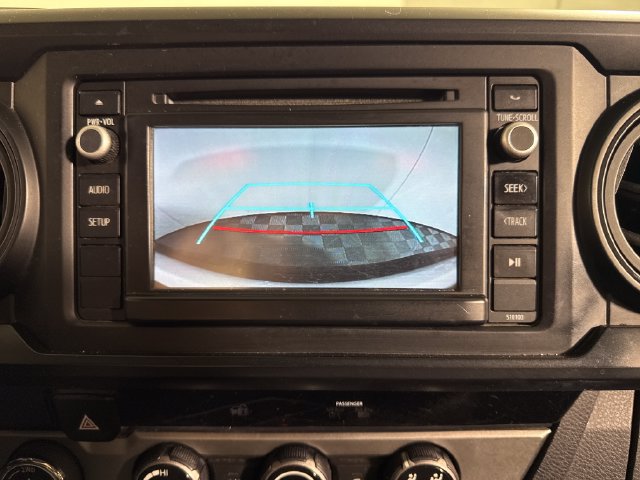 Used 2017 Toyota Tacoma SR AWD/4WD image 28