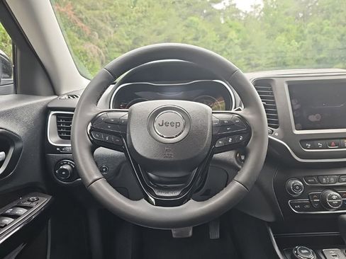 Used 2023 Jeep Cherokee Altitude Lux AWD/4WD image 12
