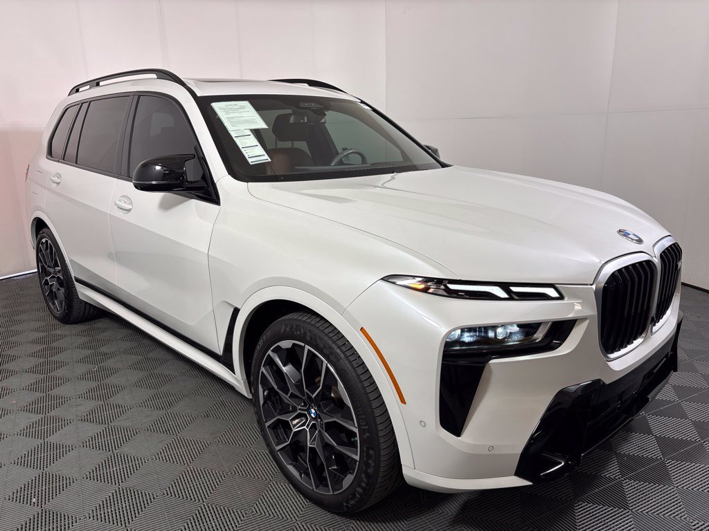 Certified 2024 BMW X7 M60i w/ Executive Package AWD/4WD image 4