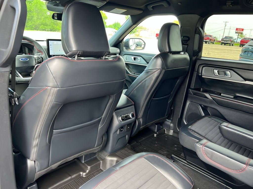 Used 2026 Ford Explorer ST-Line AWD/4WD image 28
