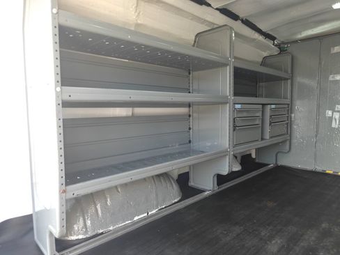 Used 2018 Chevrolet Express 2500 w/ Driver Convenience Package RWD image 32