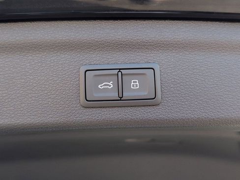 New 2025 Audi Q3 2.0T Premium Plus image 33