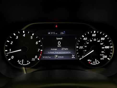 Used 2022 Nissan Frontier SV AWD/4WD image 15
