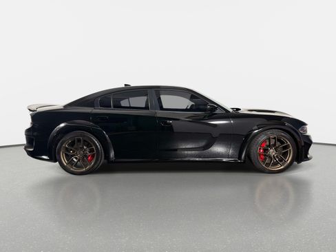 Used 2022 Dodge Charger SRT Hellcat w/ Harman/Kardon Audio Group RWD image 2