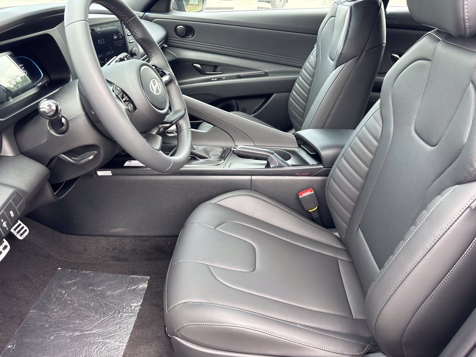 New 2026 Hyundai Elantra SEL Sport FWD image 12