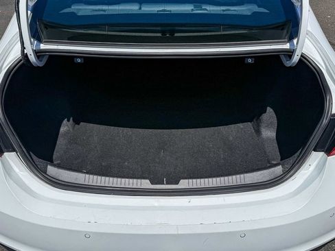 Used 2024 Chevrolet Malibu LT FWD image 26