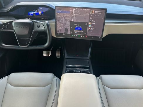 Used 2023 Tesla Model X Plaid AWD/4WD image 17