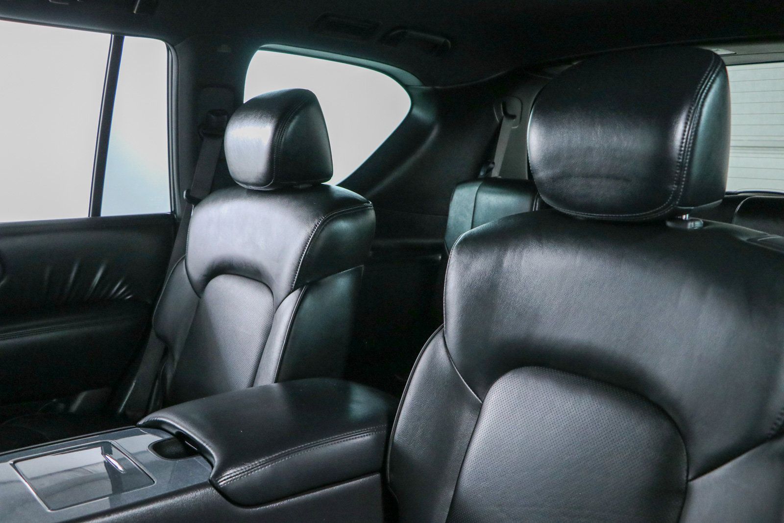 Used 2023 Nissan Armada SL w/ Midnight Edition Package AWD/4WD image 26