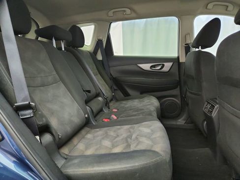 Used 2016 Nissan Rogue SV w/ SV Premium Package AWD/4WD image 28