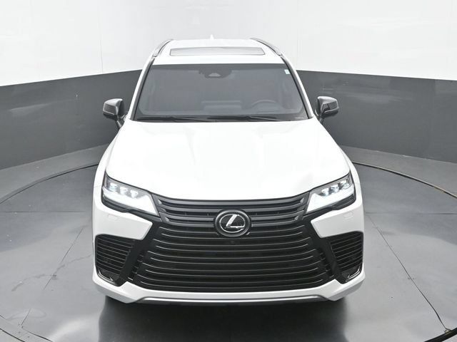 Used 2025 Lexus LX 700h Overtrail AWD/4WD image 30