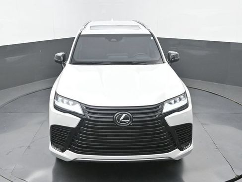 Used 2025 Lexus LX 700h Overtrail AWD/4WD image 30