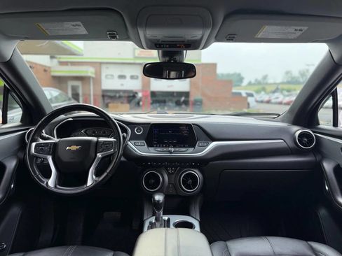 Used 2022 Chevrolet Blazer LT image 12