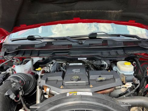 Used 2018 RAM 2500 Laramie AWD/4WD image 10