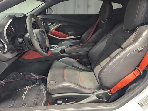 Used 2022 Chevrolet Camaro ZL1 RWD image 12