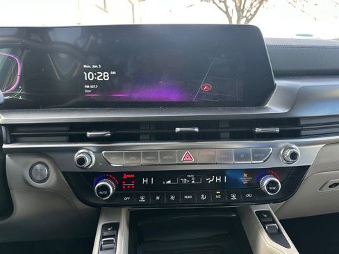 Used 2024 Kia Telluride S w/ S Sunroof Package image 15