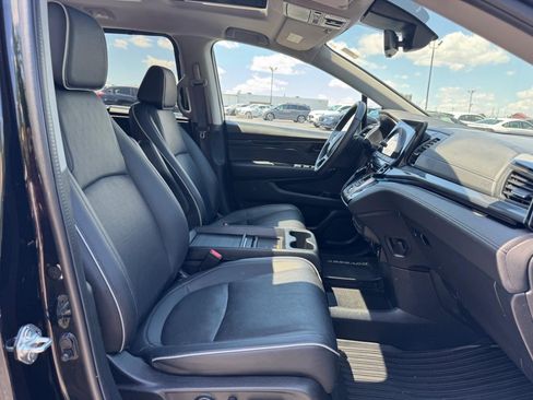 Used 2024 Honda Odyssey Elite image 19