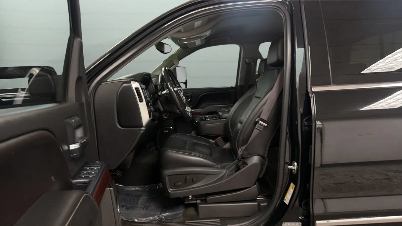 Used 2016 GMC Sierra 1500 SLT w/ SLT Premium Package AWD/4WD image 20