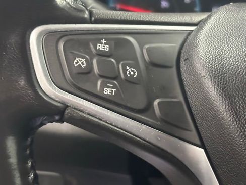 Used 2018 Chevrolet Equinox LT image 20