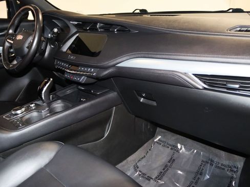 Used 2023 Cadillac XT4 Premium Luxury AWD/4WD image 62