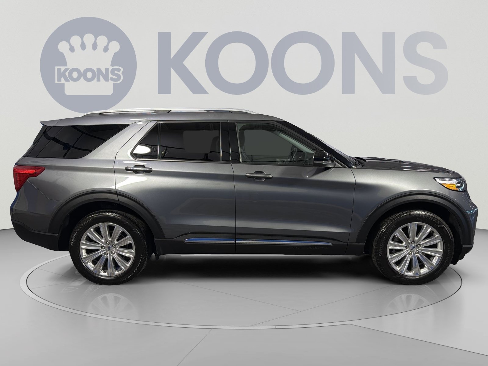 Used 2023 Ford Explorer Limited w/ Limited Technology Package AWD/4WD image 8
