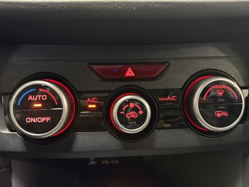 Certified 2022 Subaru Crosstrek 2.0i Premium w/ Moonroof Package image 23