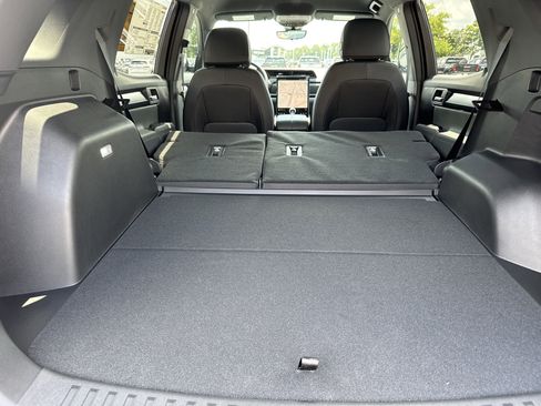 New 2026 GMC Terrain AT4 w/ Technology Package II image 31