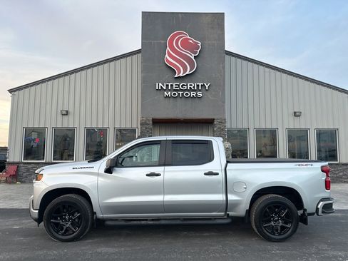 Used 2021 Chevrolet Silverado 1500 Custom w/ Rally Edition image 1