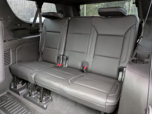 Used 2021 GMC Yukon XL Denali w/ Denali Premium Package image 15