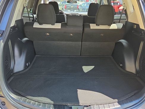 Used 2016 Toyota RAV4 XLE FWD image 15
