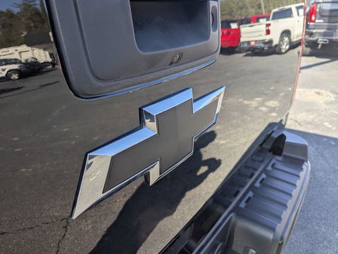 Used 2018 Chevrolet Colorado Z71 w/ Z71 Midnight Edition image 27