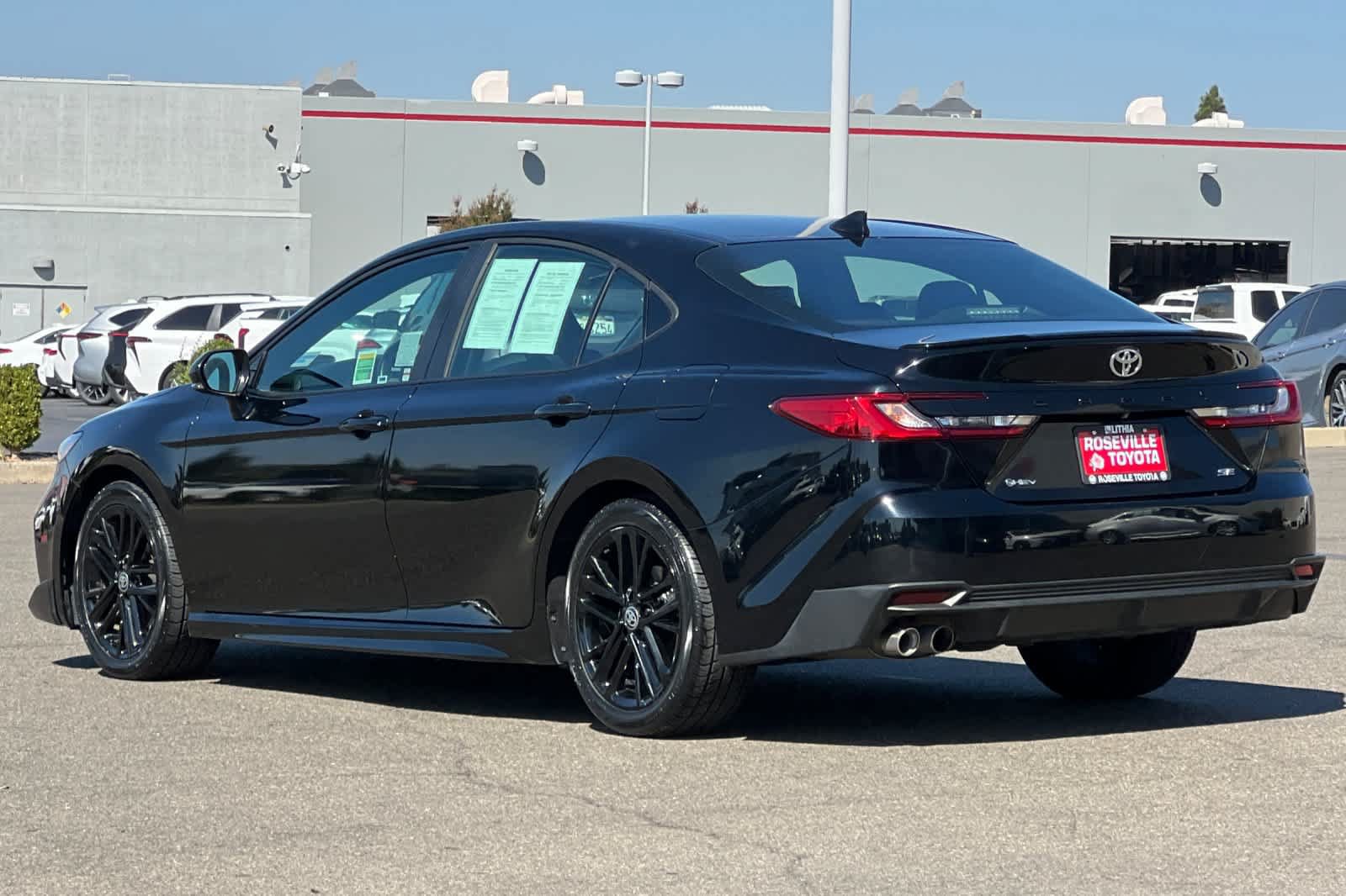Certified 2025 Toyota Camry SE FWD image 7