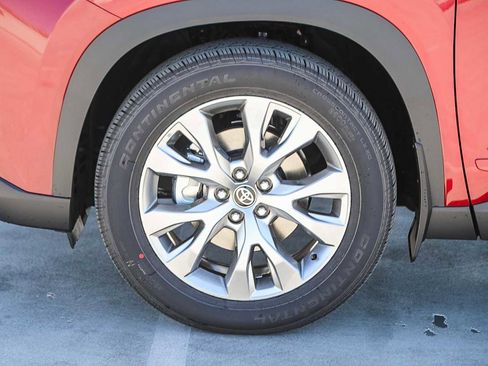 New 2026 Toyota Grand Highlander AWD image 10