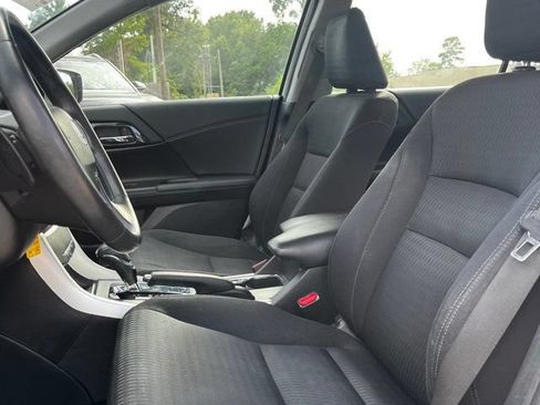 Used 2015 Honda Accord Sport image 11